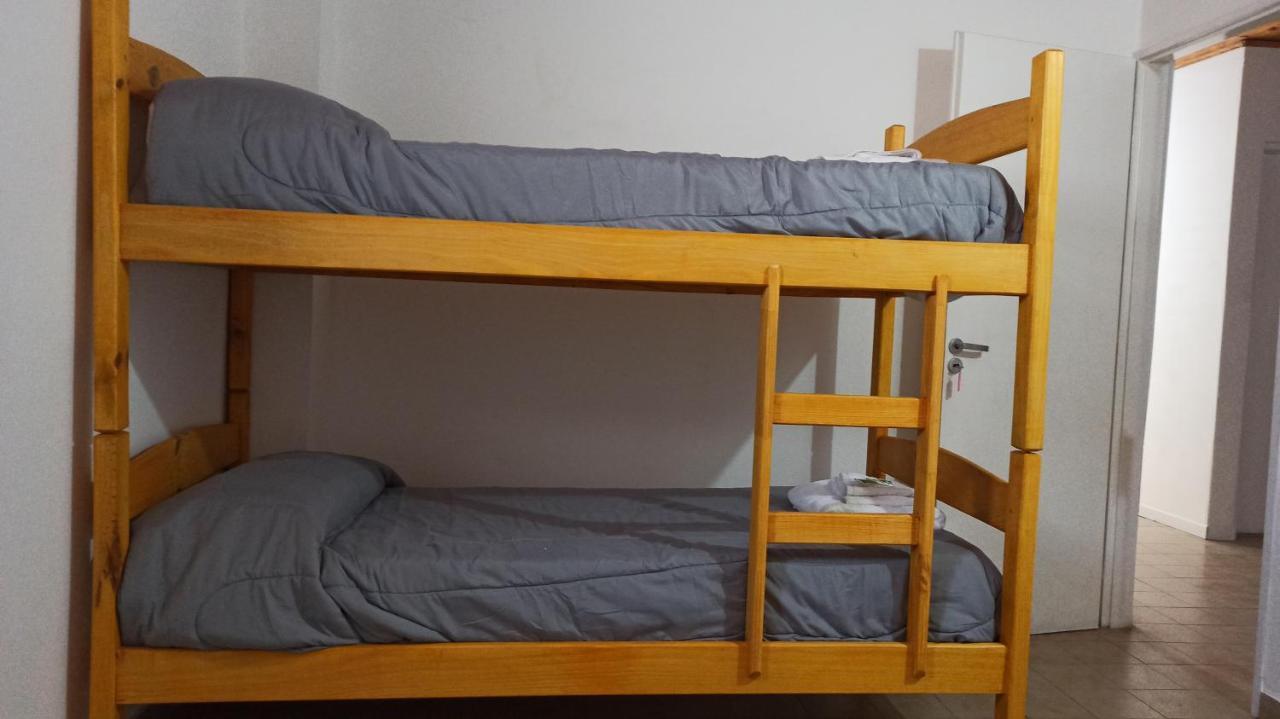 El Faro Hostel Puerto Madryn Luaran gambar