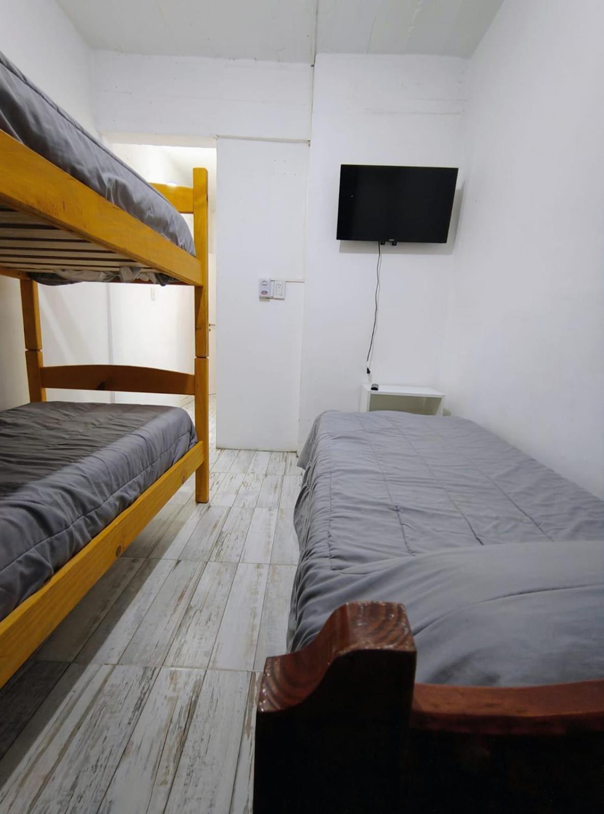 El Faro Hostel Puerto Madryn Luaran gambar